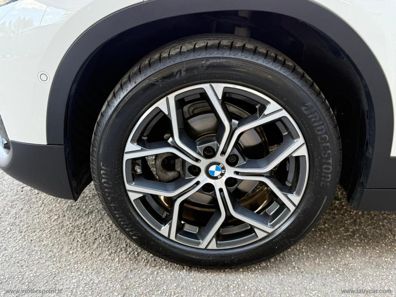 BMW X2 sDrive16d Goldplay Edition