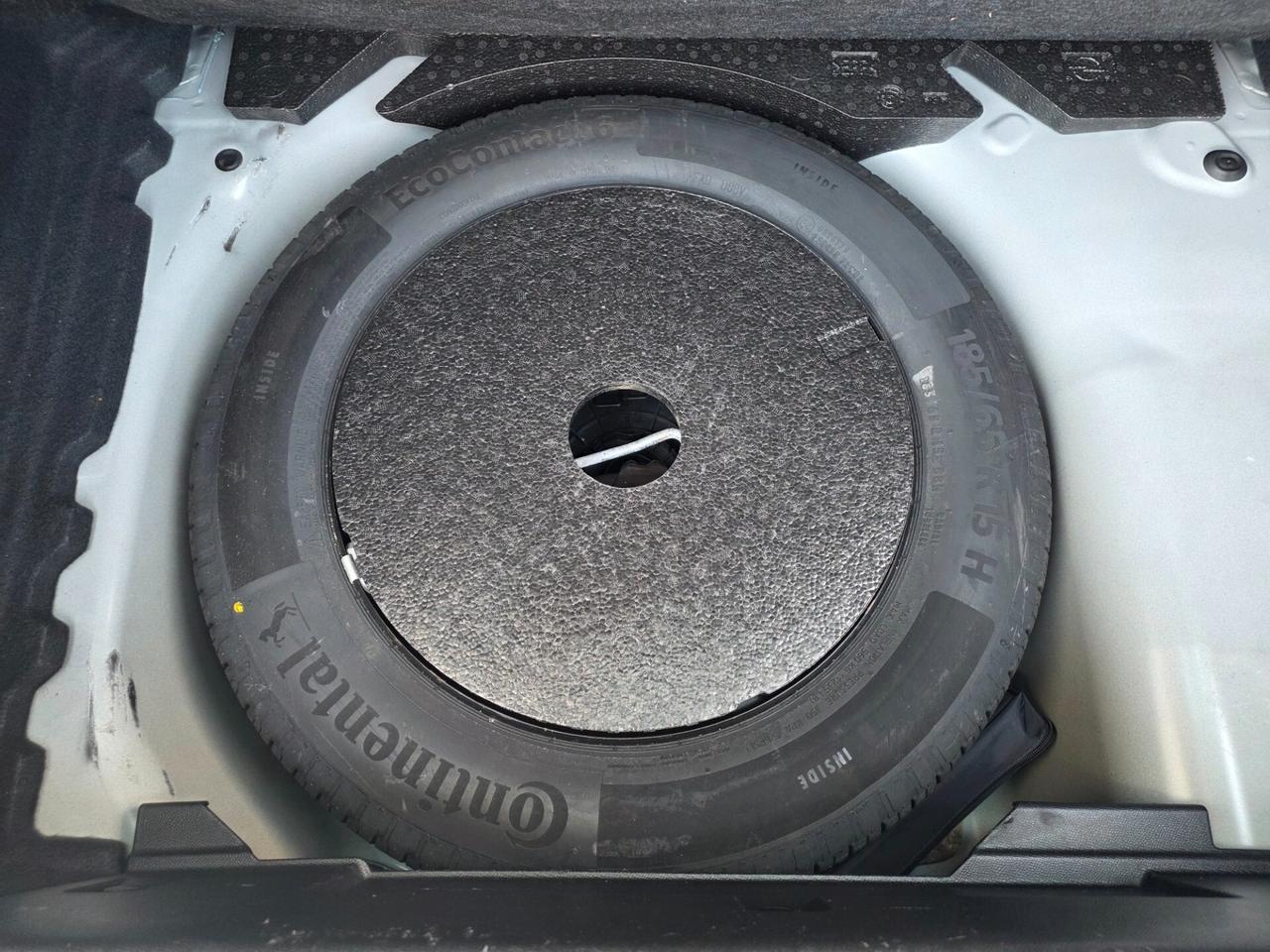 Opel Corsa 1.2 75cv / CINGHIA OK GOMME NUOVE