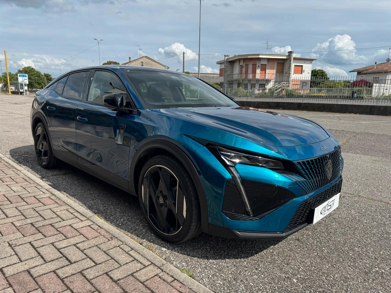 Peugeot 408 GT 225 First Edition