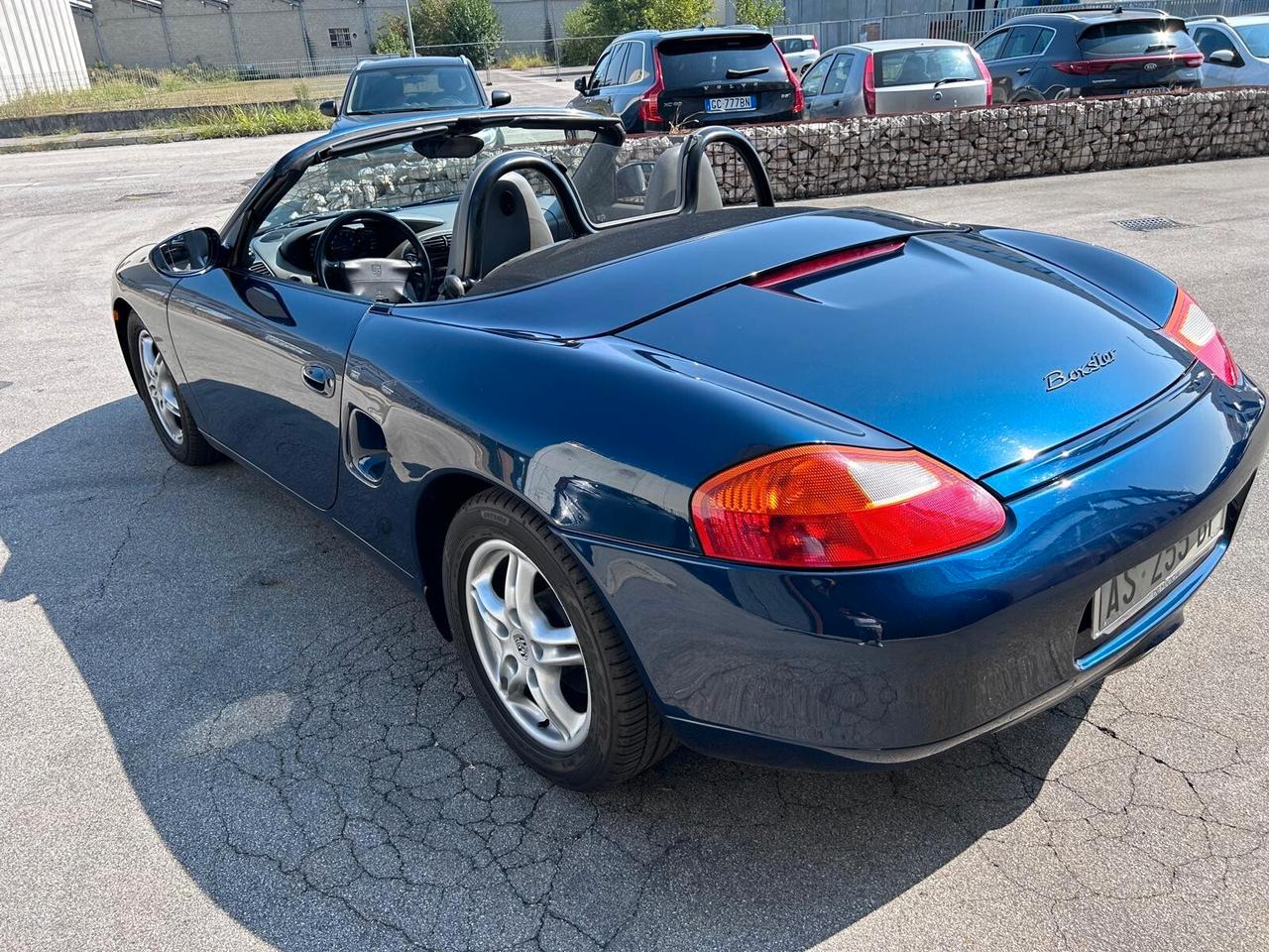 Porsche Boxster 2.5i 24V cat