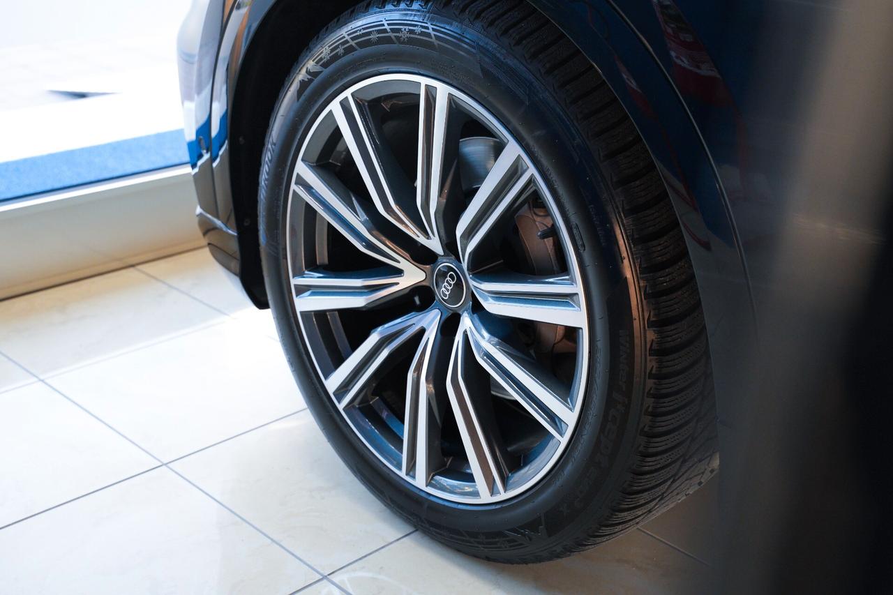 Audi Q8 50 TDI 286 CV quattro tiptronic Sport