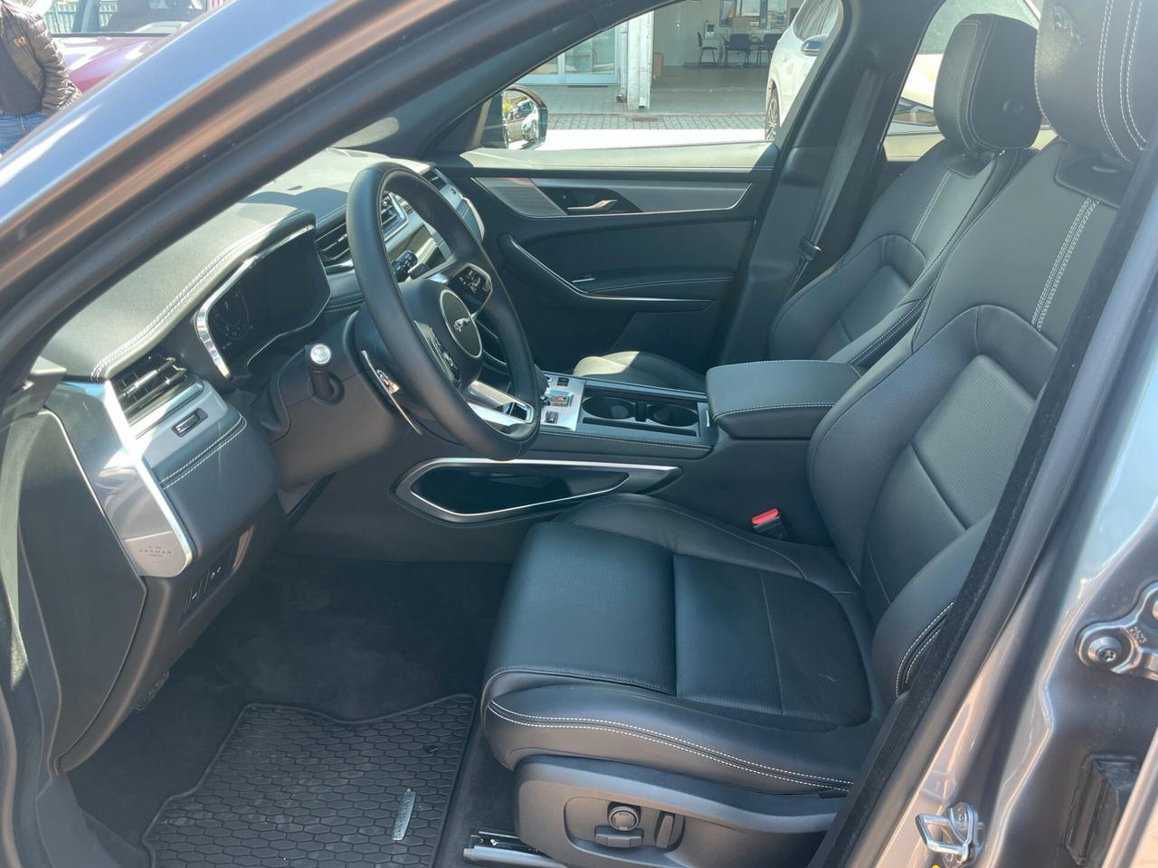 Jaguar F-Pace 2.0 D 204 CV AWD aut. R-Dynamic S