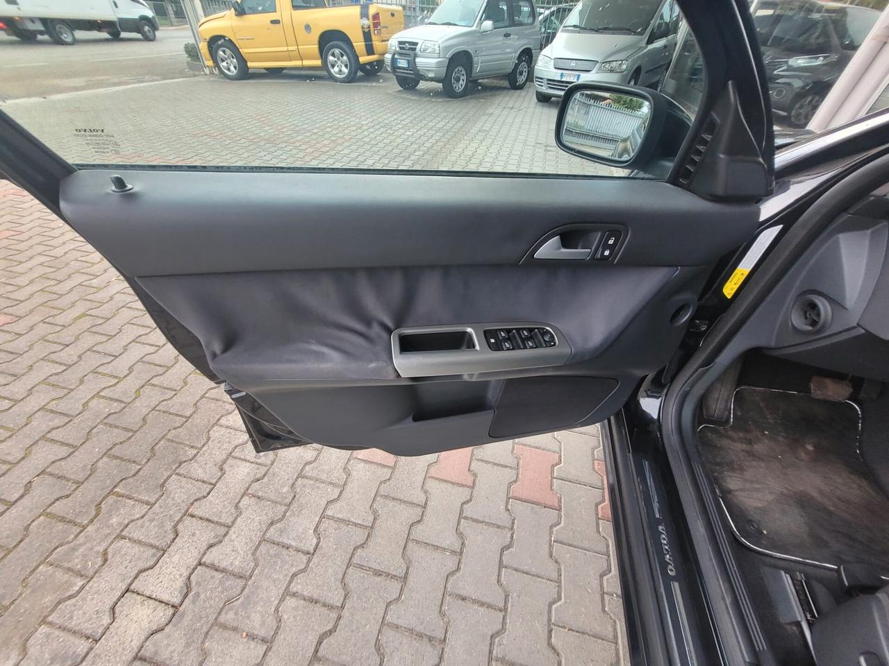 Volvo V50 2.0 D cat Momentum