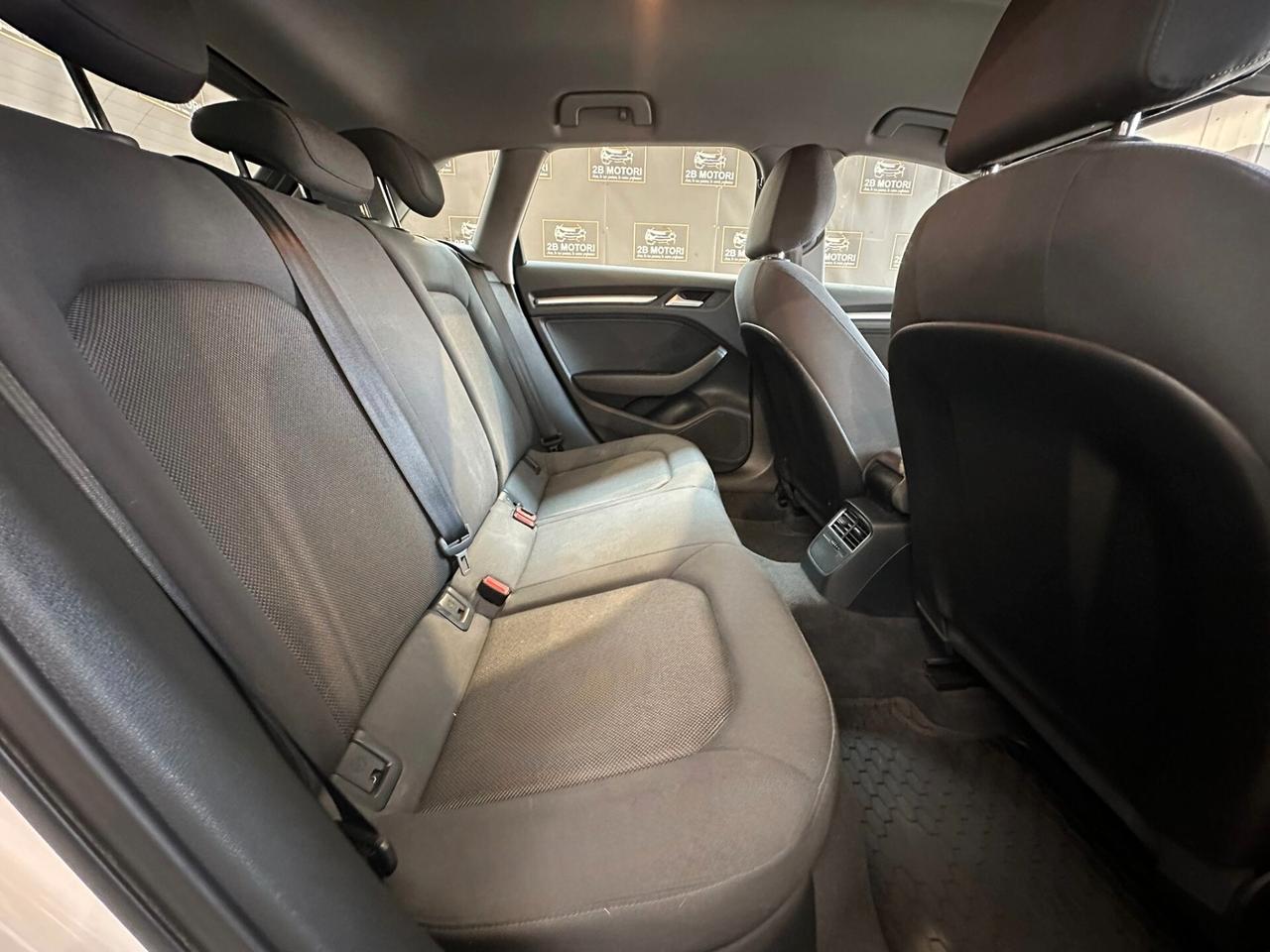 Audi A3 SPB 30 TDI SPORT S-LINE