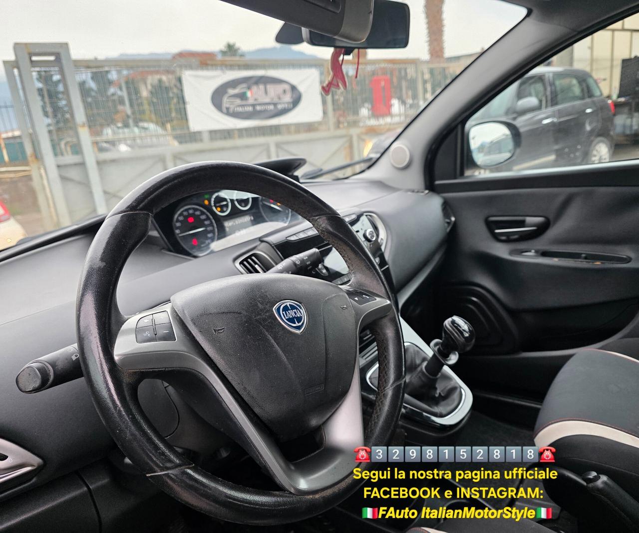 Lancia Ypsilon 0.9 TwinAir 85 CV 5 porte Metano Ecochic Elefantino