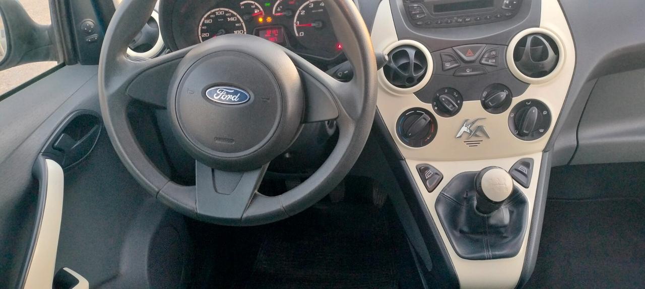Ford Ka Ka+ 1.2 8V 69CV Titanium