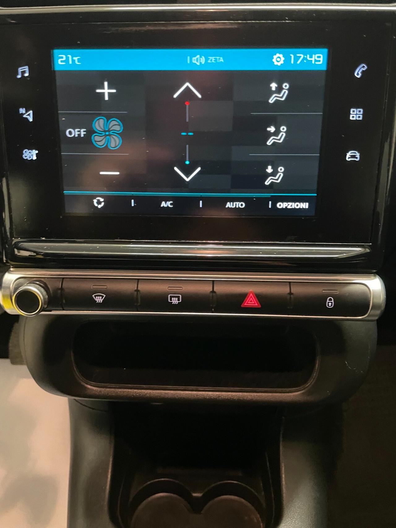 Citroen C31.2 82 CV PureTech Shine Full Cinghia+tagliando Neopatentati