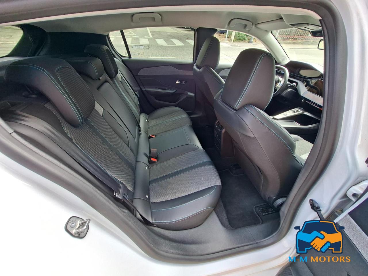 Peugeot 308 1.6 hybrid phev Allure Pack 180cv e-eat8
