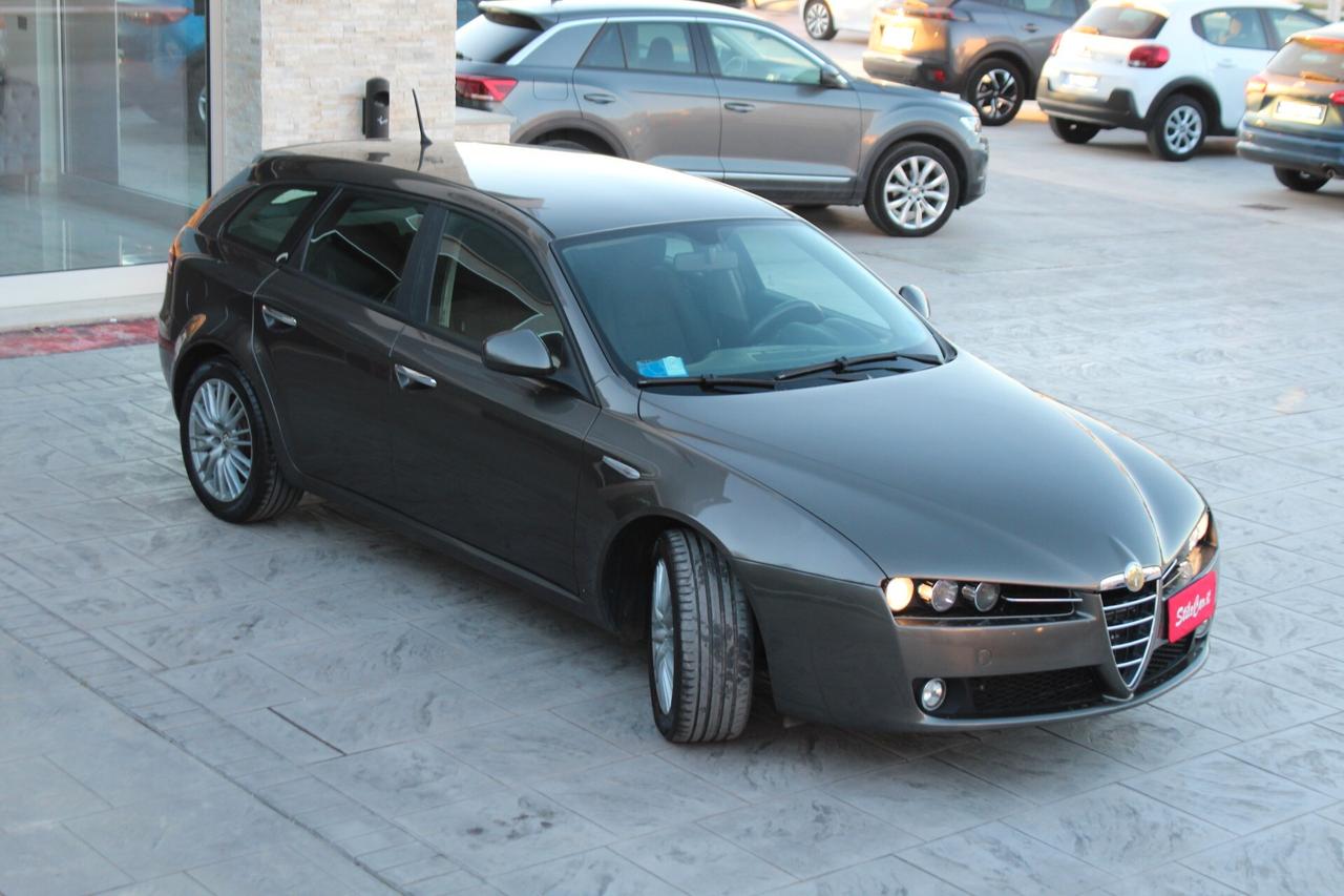 Alfa Romeo 159 1.9 JTDm 16V Sportwagon Progression