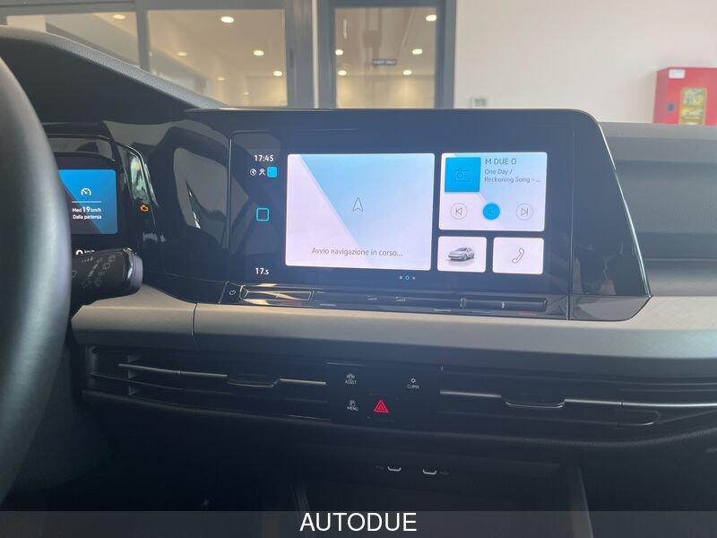 Volkswagen Golf 8 1.0 ETSI EVO LIFE DSG 110 CV