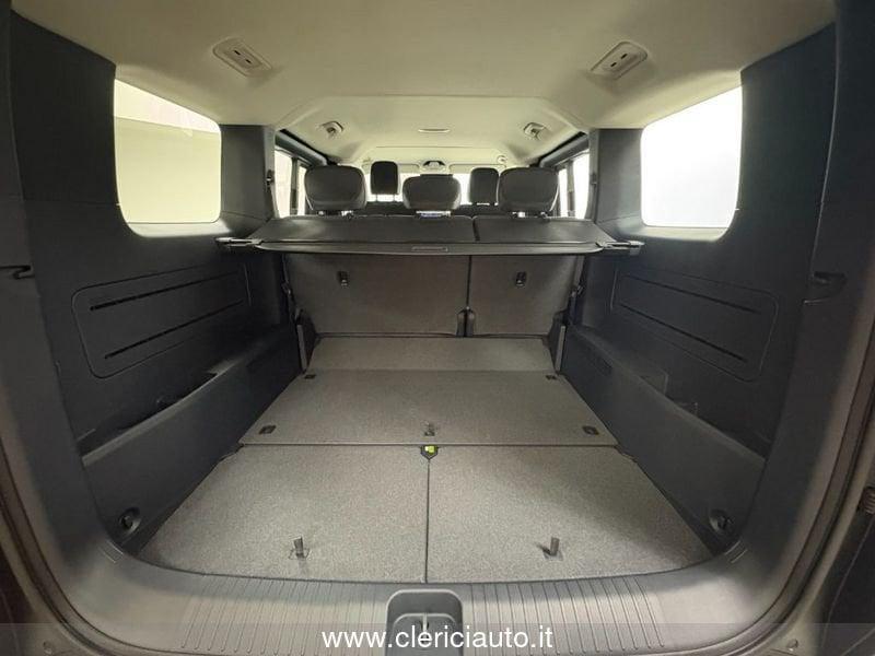 Kia PV5 71.2 kWh Long Range Passenger Earth