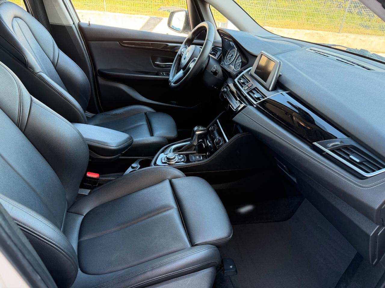 Bmw 2er Active Tourer 216d Msport