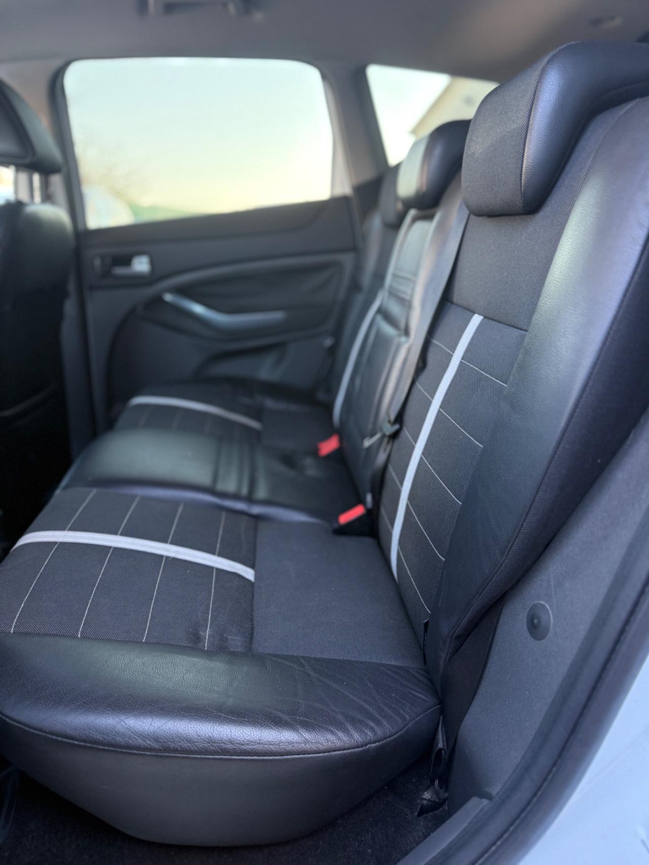 Ford Kuga 2.0 TDCi 136 CV 2WD Titanium DPF