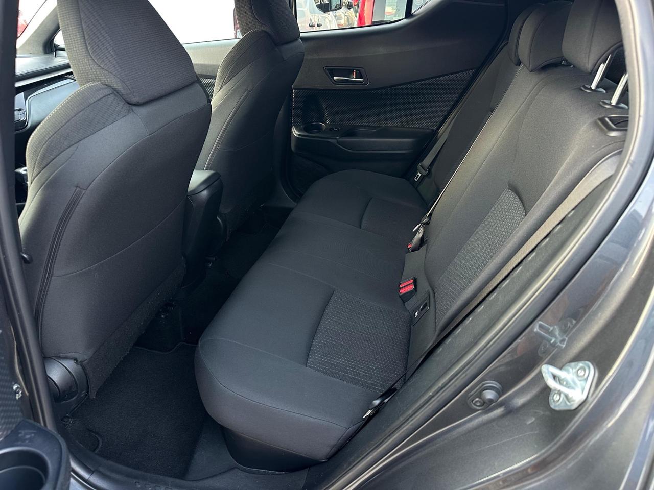 Toyota C-HR 1.8 Hybrid E-CVT Lime Beat Special Edition