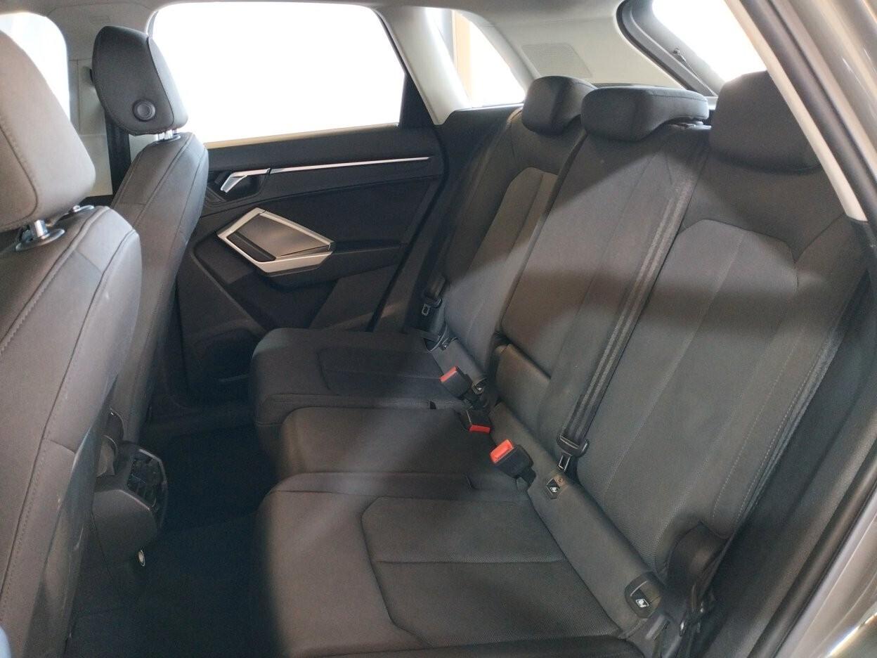 Audi Q3 35 TDI S tronic