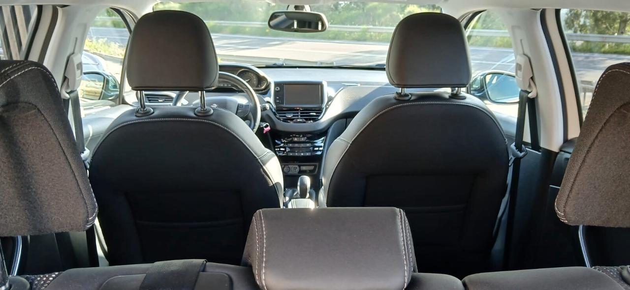 Peugeot 2008 BlueHDi 100 Allure - 2016