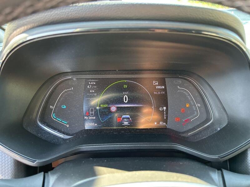 Renault Clio V 2019 1.6 E-Tech hybrid Intens 140cv auto my21