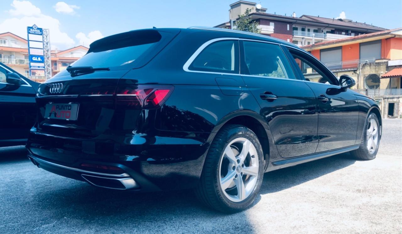 Audi A4 Av. MATRIX COCKPIT- ADVANCED S-TRONIC