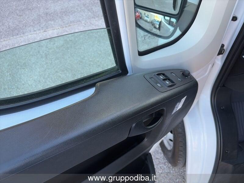 Peugeot Boxer III 330 2019 330 2.2 bluehdi 140cv S&S L2H2
