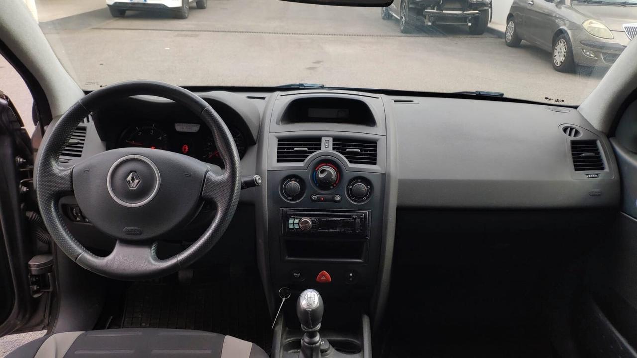 Renault Megane SW 1500 Diesel 103 CV C. Manuale