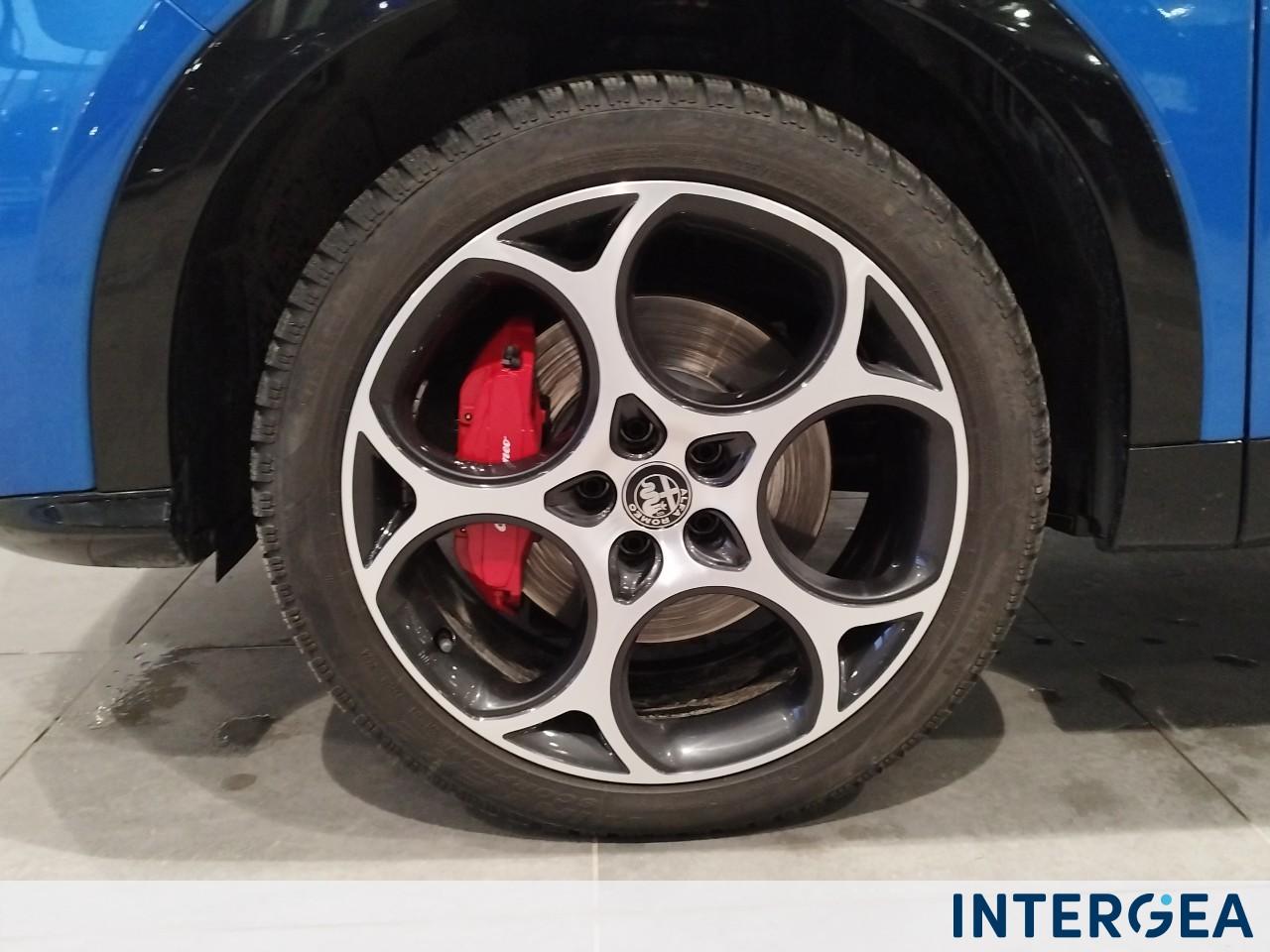 ALFA ROMEO Tonale 1.3 phev Veloce Q4 280cv at6