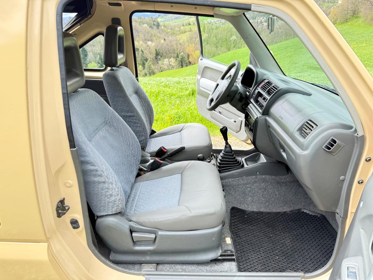 Suzuki Jimny 1.3i Cabrio 4WD RESTAURATO
