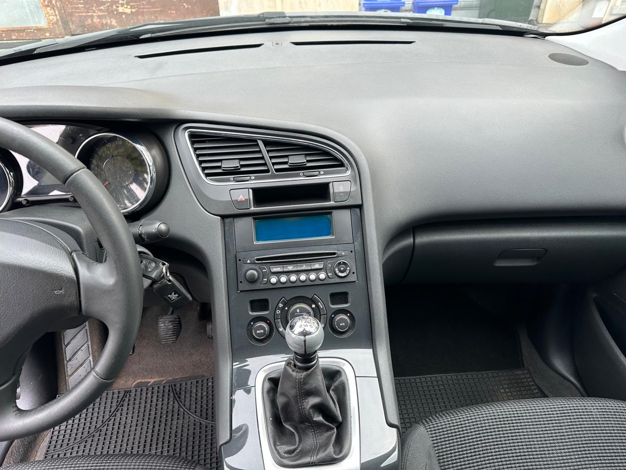 Peugeot 5008 1.6 HDi 115CV 7 posti euro 5