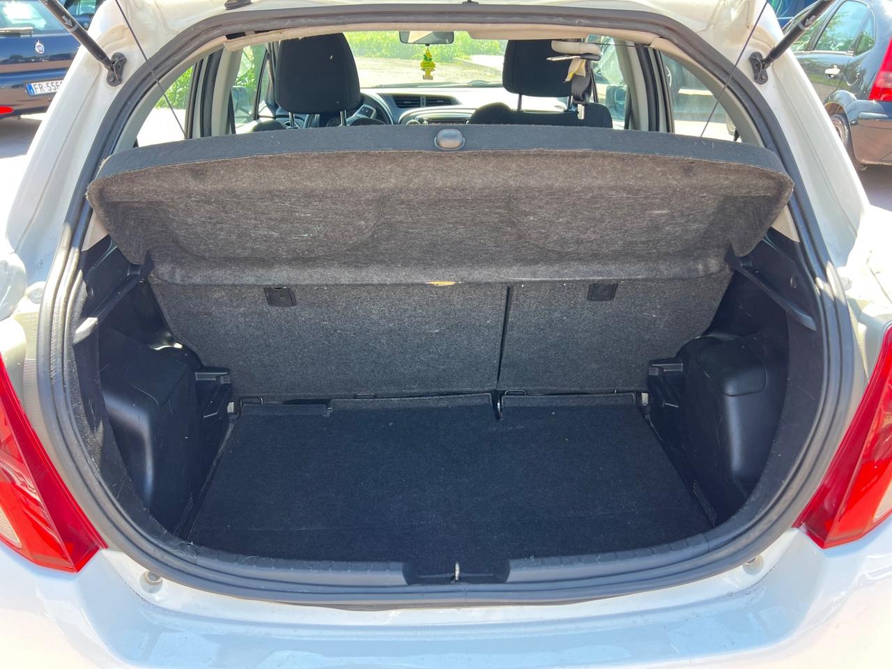 Toyota Yaris 1.3 5 porte Style