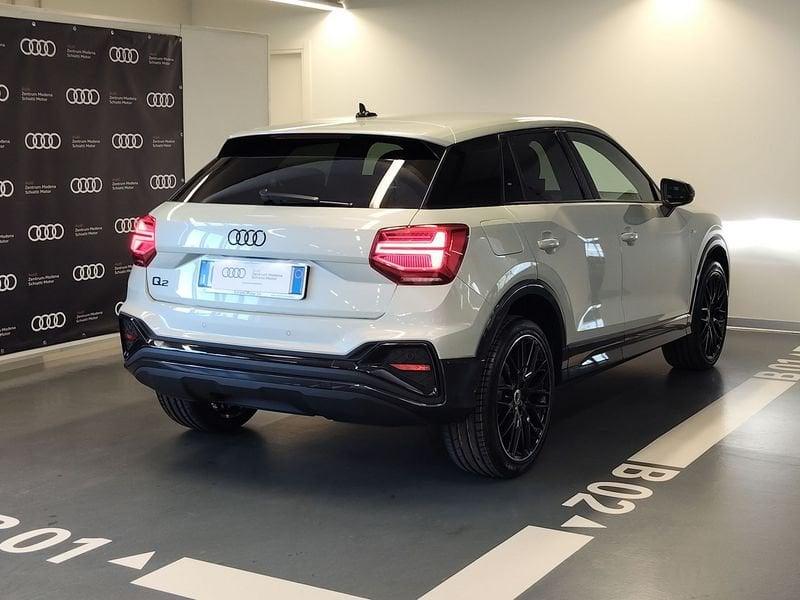 Audi Q2 Q2 35 TDI S tronic Identity Black
