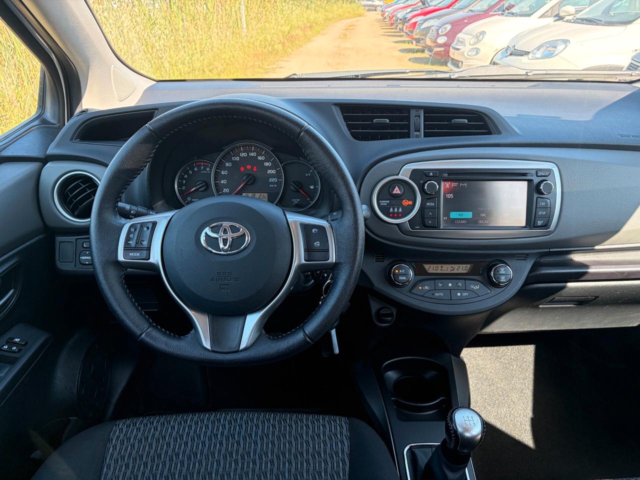 TOYOTA YARIS 1.0 TREND 68CV ANNO 2014 GARANZIA TOYOTA APPROVED