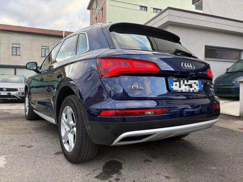 Audi Q5 40 TDI quattro S tronic Business Design