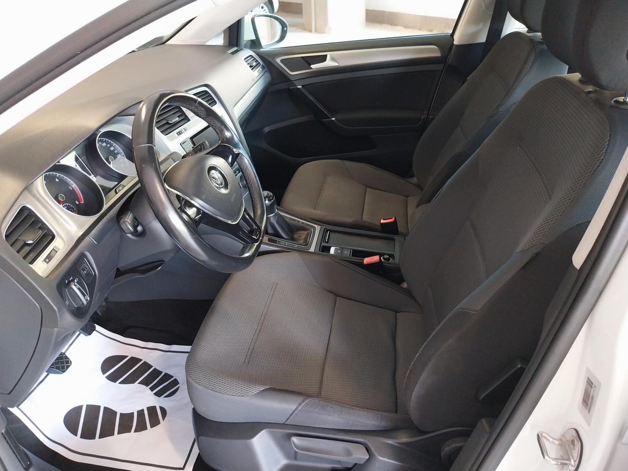 Volkswagen Golf 1.6 TDI 5p. Highline BlueMotion Technology - ok neopatentati