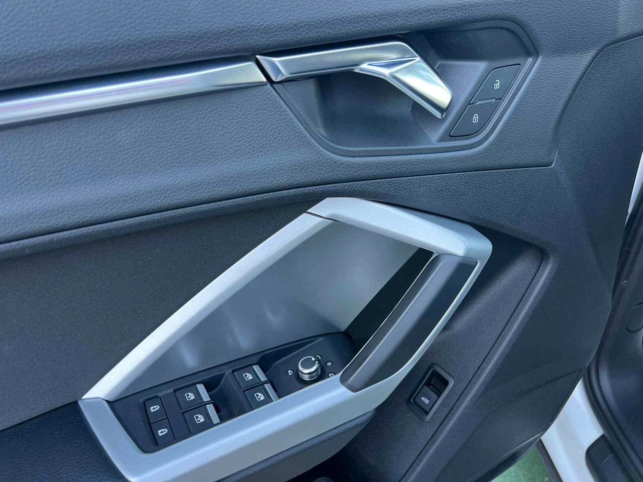 Audi Q3 -SPORTBACK- FULL LED