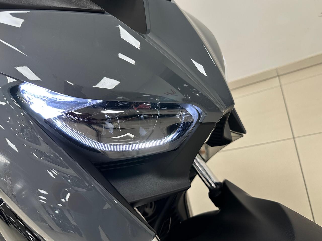 Yamaha X-Max 300 TECH MAX - 2022