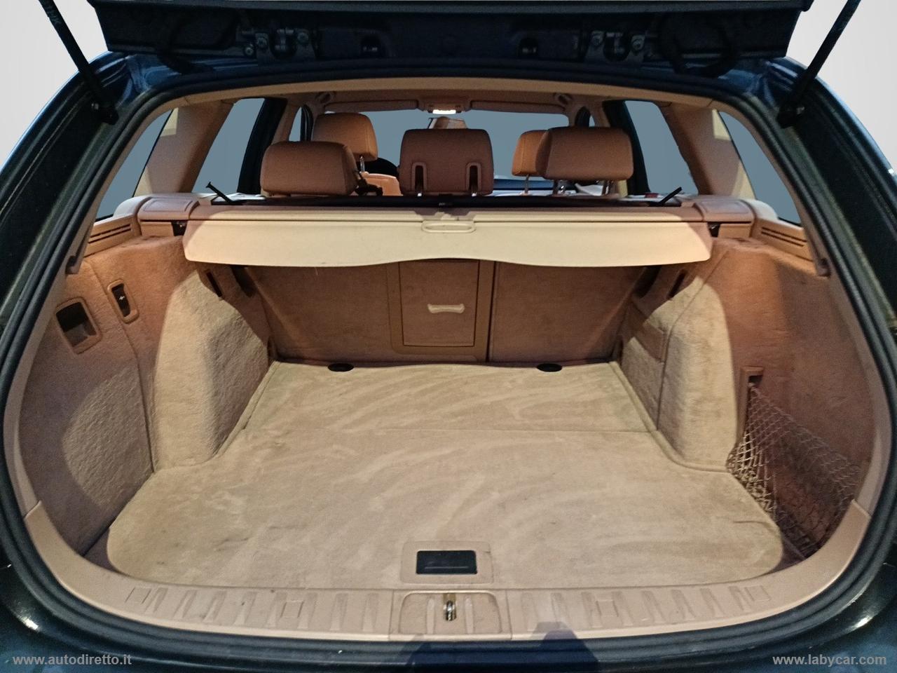 BMW 320d xDrive Touring Futura