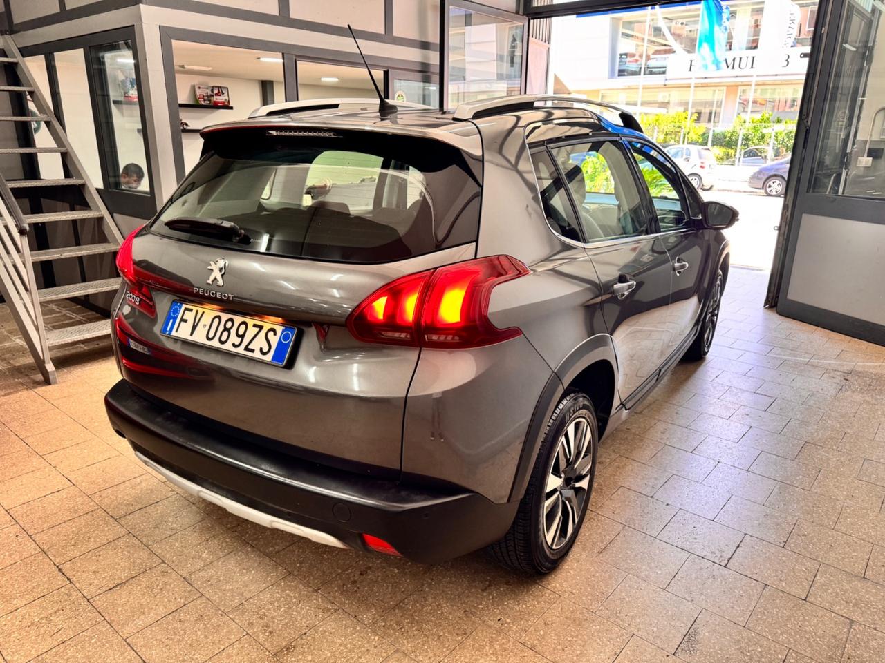 Peugeot 2008 1.2 82 Cv Allure 90.000 KM - 2019