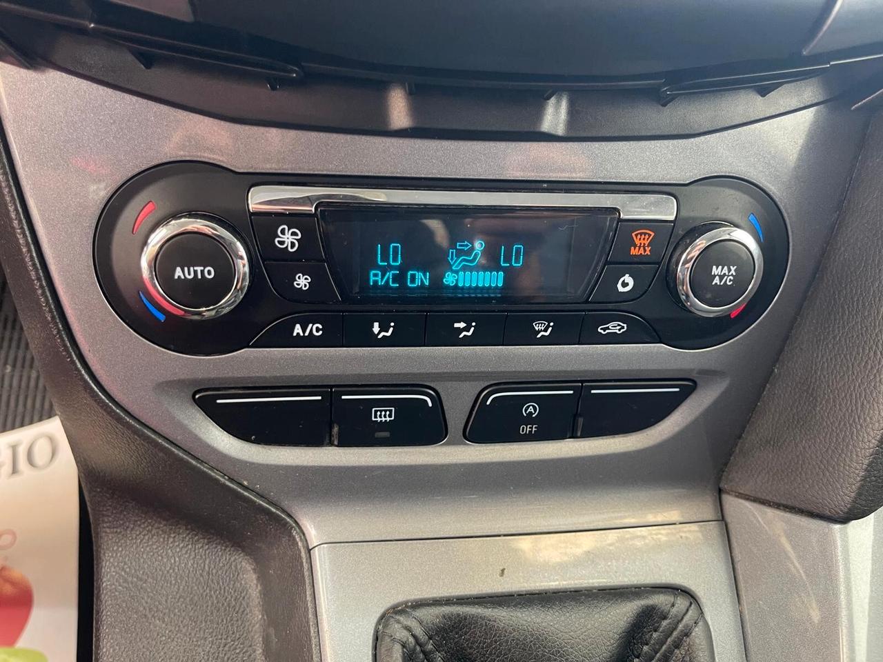 FORD FOCUS 1.6 BENZINA 150CV
