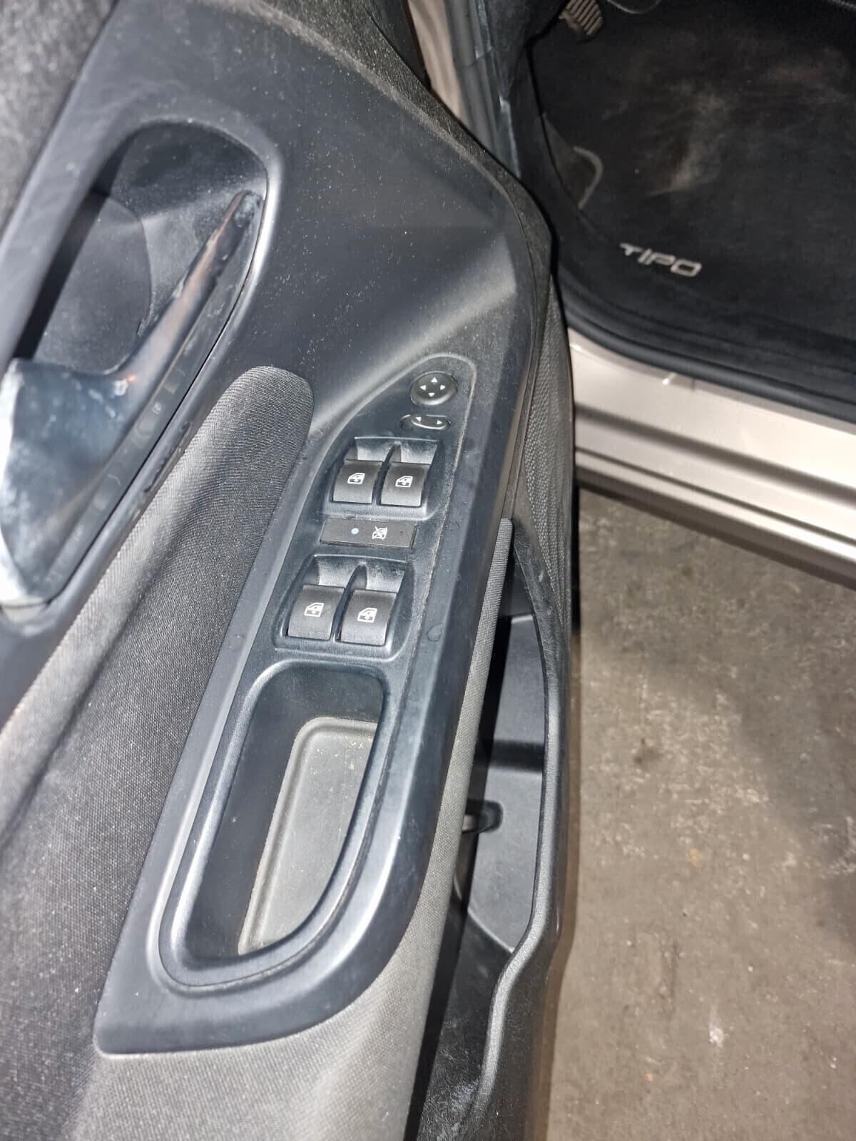 Fiat Tipo 1.3 Mjt 4 porte Lounge