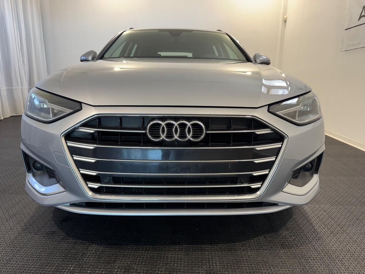 Audi A4 35 TDI/163 CV S tronic Business Advanced