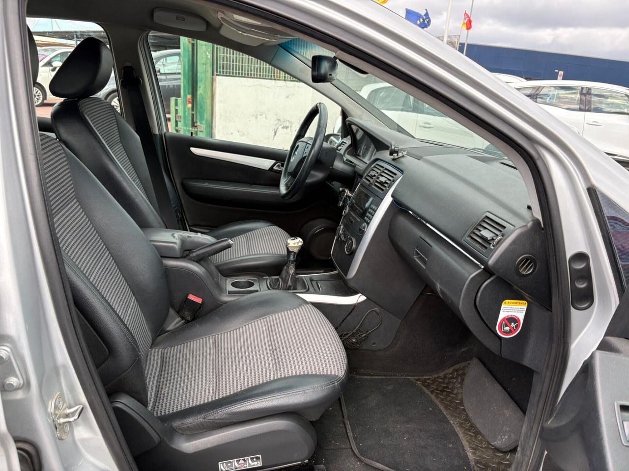 Mercedes-benz B 200 180 CDI BlueEFFICIENCY Premium