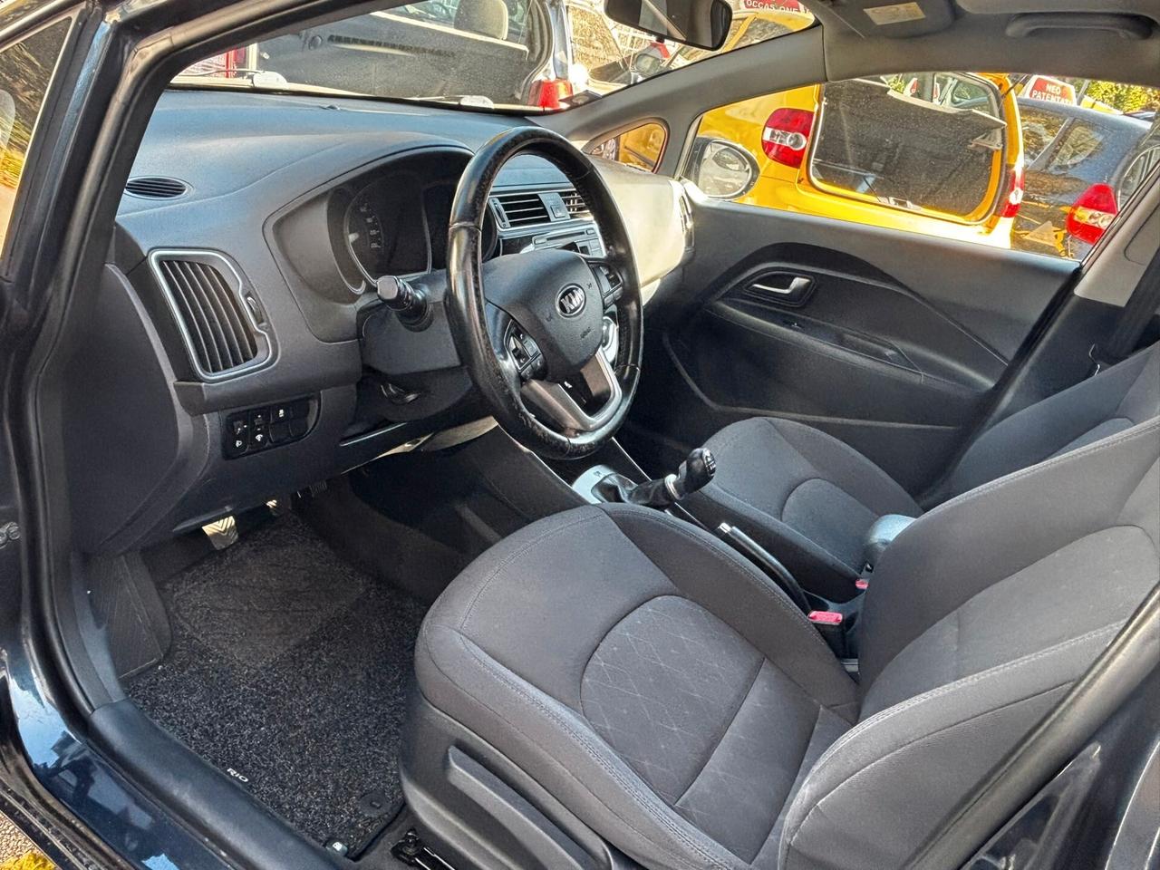 Kia Rio 1.1 CRDi 5p. Cool