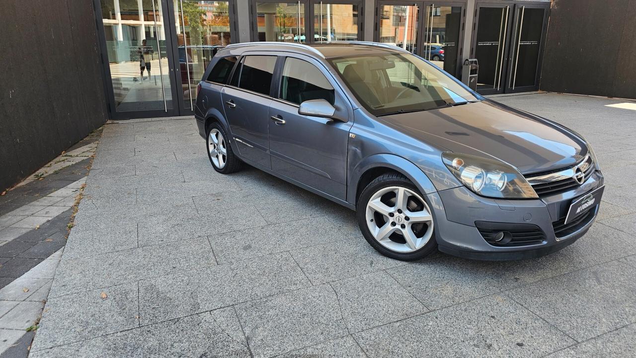 Opel Astra 1.6i 16V cat Station Wagon Sport