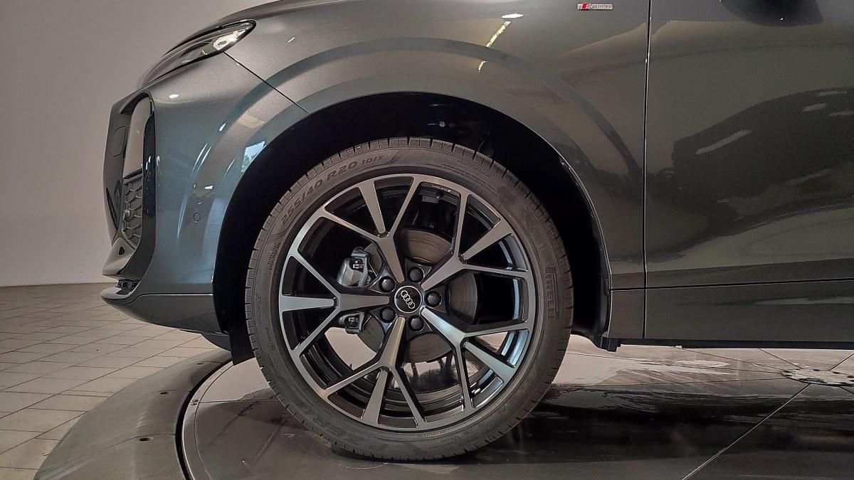 AUDI Q3 Tfsi 110 Kw Mhev S Tronic S Line Edition