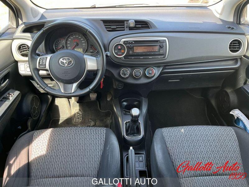Toyota Yaris 1.0 Lounge