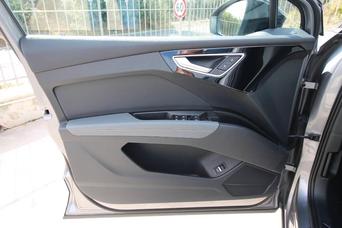 Audi Q4 SPB 50 e-tron S line edition One Bronze 2023