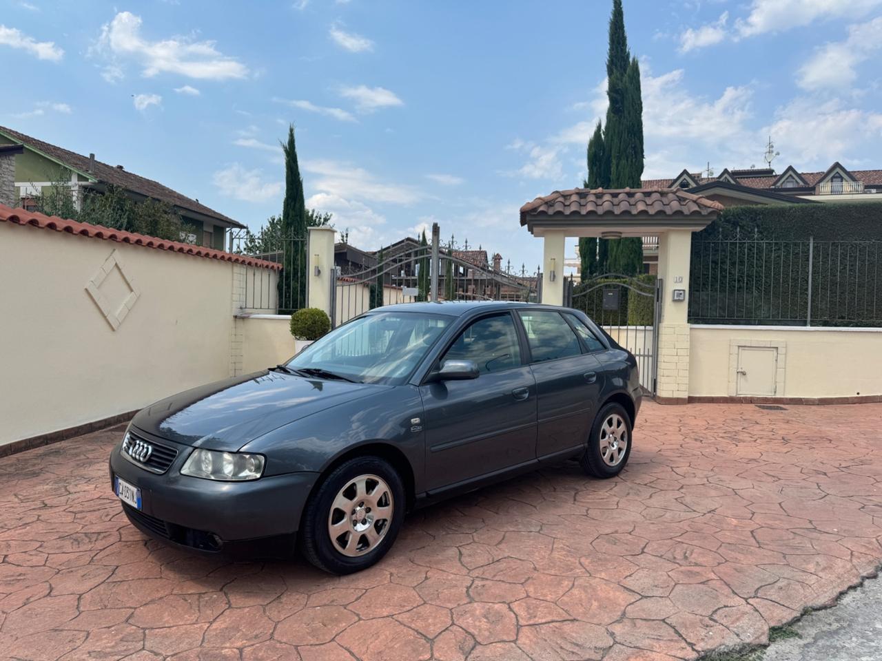 Audi A3 1.9 TDI/130cv 5porte consegna tutta italia