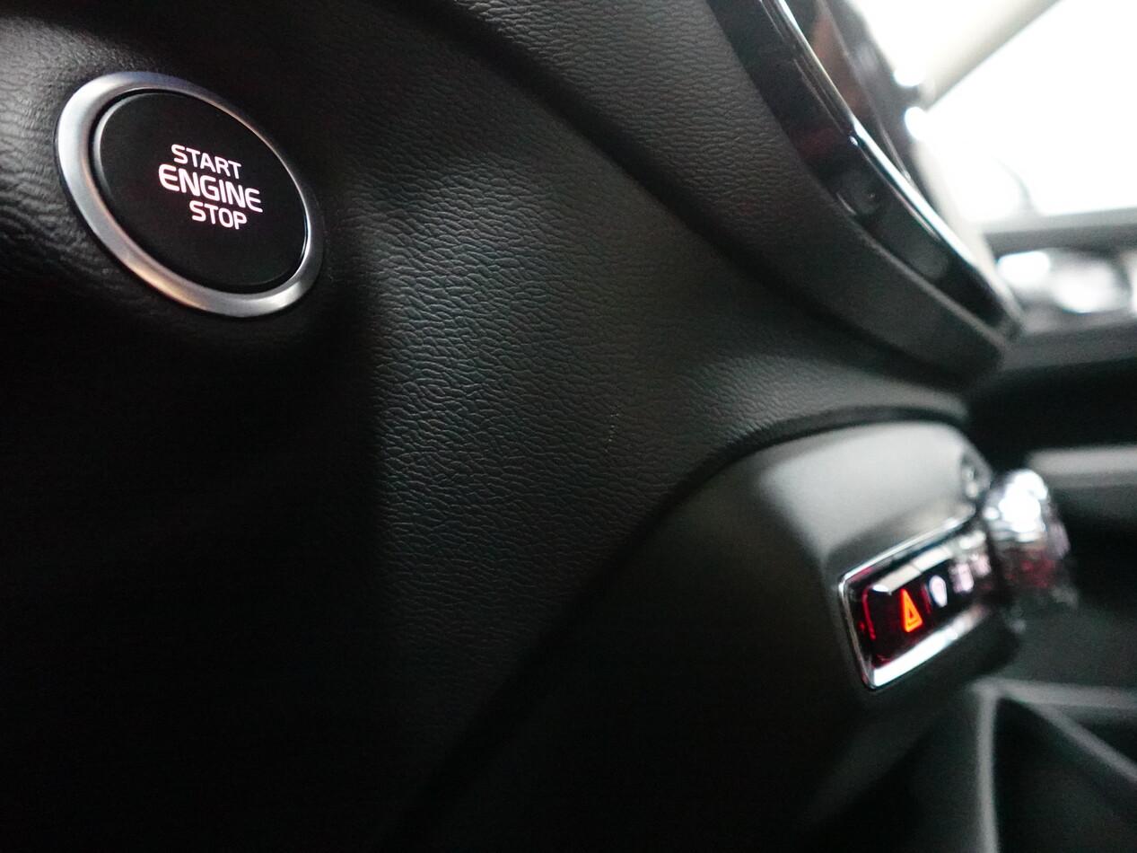 Volvo XC40 1.5 BZ T4 211 CV PHEV INSCRIPTION EXPRESSION