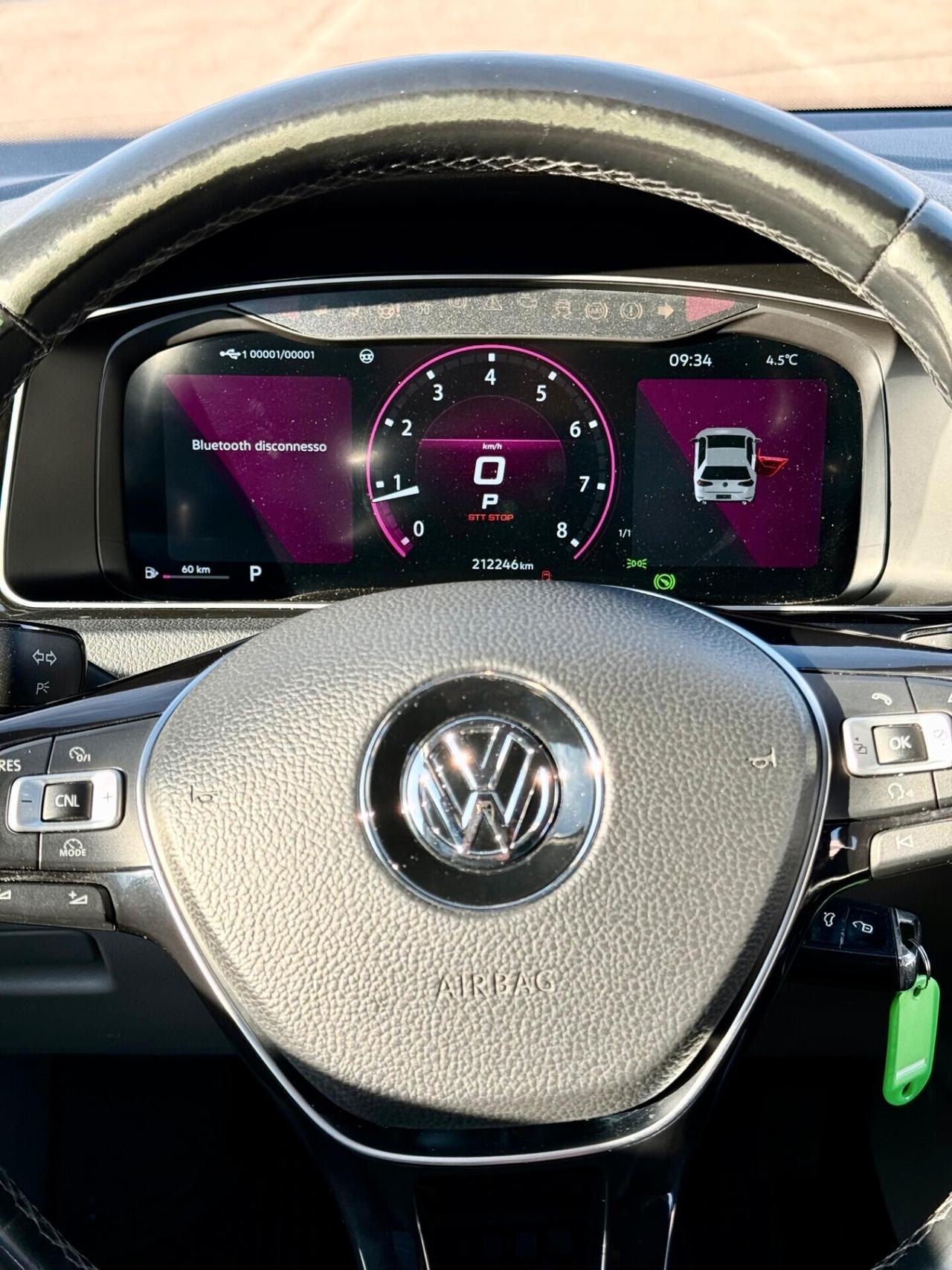 VOLKSWAGEN GOLF 1.6 DSG VIRTUAL COCKPIT - NEOPAT