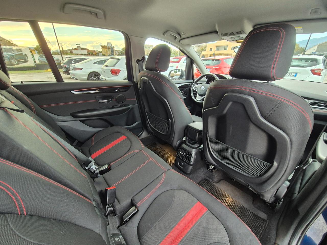 Bmw 218d 2er Active Tourer 218d Luxury 7 POSTI