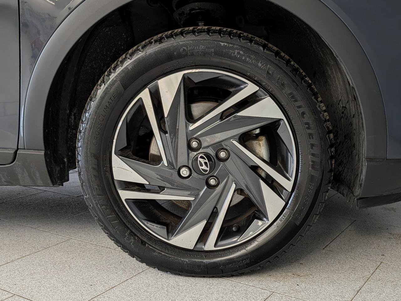 Hyundai bayon 1.0 t-gdi 48V DCT Xclass
